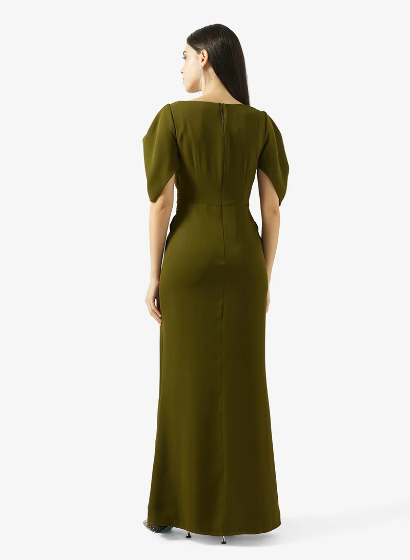 ايرا فستان بحزام وطبقات سفلية